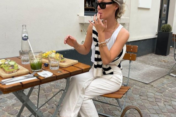 Οι 7 quiet luxury τρόποι να φορέσεις το λευκό σου τζιν αυτό το καλοκαίρι