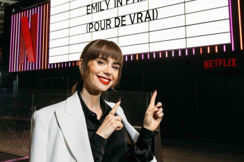 Emily in Paris: Στην 4η σεζόν θα έχουμε απροσδόκητες ανατροπές και διακοπές στη Ρώμη