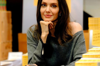 Το Atelier Jolie θα συνεργαστεί με την Chloé για την πρώτη συλλογή του brand