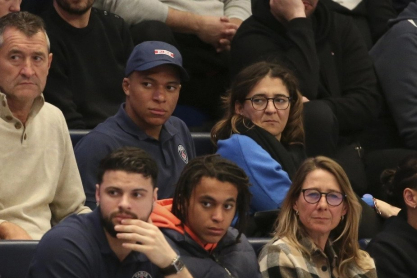 Ποια είναι η Fayza Lamari, μητέρα και agent του Γάλλου star, Kylian Mbappé