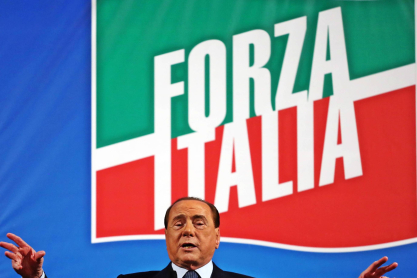 Silvio Berlusconi: Οι 4 πρωθυπουργικές του θητείες, τα χρέη και οι δικαστικές έρευνες για φοροδιαφυγή και απάτη