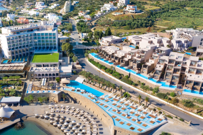 Το Wyndham Grand Crete Mirabello Bay διαθέτει όλα όσα χρειάζονται για να κάνεις αξέχαστο το φετινό καλοκαίρι σου