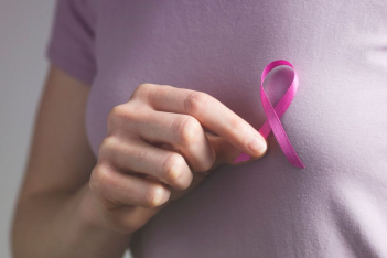 Μήνυμα ζωής από την ομάδα Α1 Γυναικών του Πρωτέα Βούλας κατά του Καρκίνου του Μαστού 