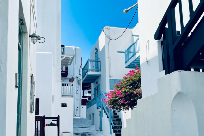 Η Daily Telegraph αποθεώνει τα ελληνικά νησιά - Δες τη λίστα