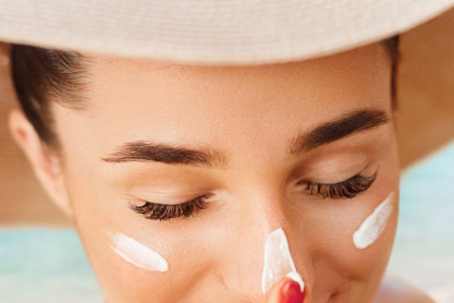 Γιατί το αντηλιακό είναι όσο απαραίτητο είναι και το μαγιό σου το καλοκαίρι;