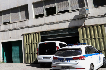 Στη φυλακή ο 52χρονος που ξυλοκόπησε την αστυνομικό στη Λάρισα 