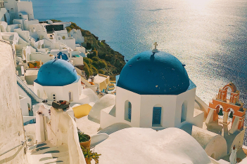 Οι Times «ψηφίζουν» Ελλάδα και ως φθινοπωρινό προορισμό