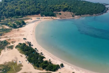 Όρμος του Οδυσσέα: Η μυθική παραλία της Ηπείρου που αξίζει να ανακαλύψετε