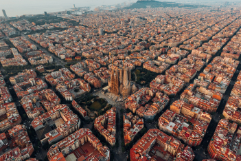 3 μέρες στη Βαρκελώνη, 1 ρολόι και η στιγμή που το fashion forward συνάντησε την τεχνολογία