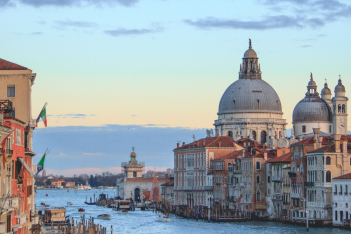 Βενετία: Υποχρεωτικό εισιτήριο εισόδου για τους ημερήσιους επισκέπτες από την Άνοιξη