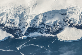 Το μυστικό της Ανταρκτικής: Βρέθηκε αρχαίο τοπίο, κρυμμένο κάτω από τους πάγους για 14 εκατ. χρόνια