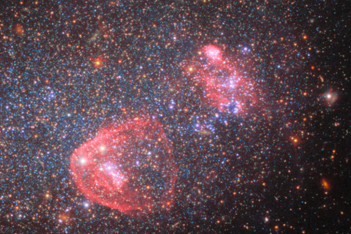 NASA: Το τηλεσκόπιο Hubble μας δίνει φωτογραφίες από την  «γιορτινή ατμόσφαιρα» των αστεριών