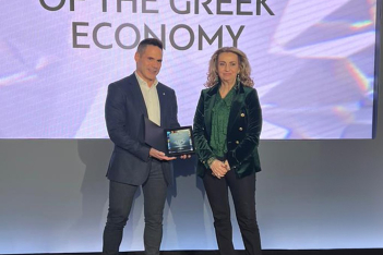 Η DUST+CREAM ανάμεσα στους νικητές των Greek Diamond Awards
