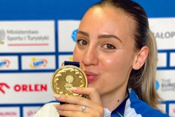 Άννα Κορακάκη: Ποδαρικό στο 2024 με χρυσό μετάλλιο στη Σλοβενία