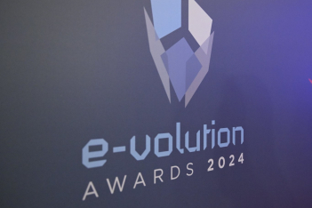 Mat fashion: Ξεχώρισε στα E-Volution Awards 2024 κατακτώντας 2 βραβεία