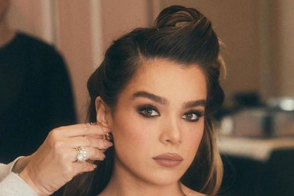Aurora Nails: Το ονειρεμένο μανικιούρ που θα κλέψει τις εντυπώσεις το 2024 