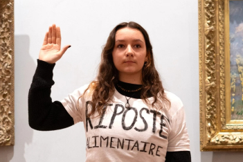 Γαλλία: Μετά τη Μόνα Λίζα και ο Μονέ στόχος περιβαλλοντικών ακτιβιστών