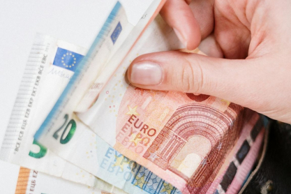  Voucher 800 ευρώ σε οικογένειες: Τελευταία ευκαιρία για αιτήσεις