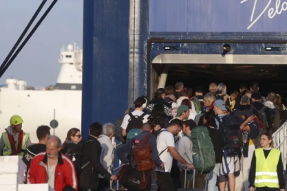 Συνεχίζεται η μεγάλη έξοδος του Πάσχα - Αναχωρούν με πληρότητα 100% πλοία και ΚΤΕΛ