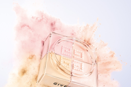 Givenchy Prisme Libre Loose Powder: Ο επανασχεδιασμός ενός θρυλικού προϊόντος