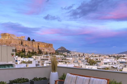 Κατοικίες μιας άλλης εποχής κάτω από τη σκιά της Ακρόπολης