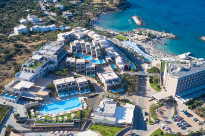 Διασκέδαση, χαλάρωση, πολυτέλεια: Το Wyndham Grand Crete Mirabellο Bay είναι ο πιο δροσερός προορισμός του φετινού καλοκαιριού