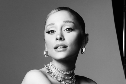 Η Αριάνα Γκράντε είναι η νέα brand ambassador της Swarovski