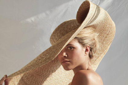 Summer Updos: Τα all-day hairstyles που αναβαθμίζουν σε χρόνο dt κάθε εμφάνιση
