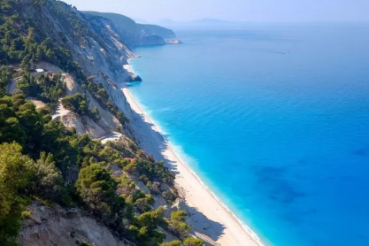 Εγκρεμνοί: Μία από τις ωραιότερες παραλίες της Ελλάδας «εξαφανίστηκε» και επέστρεψε