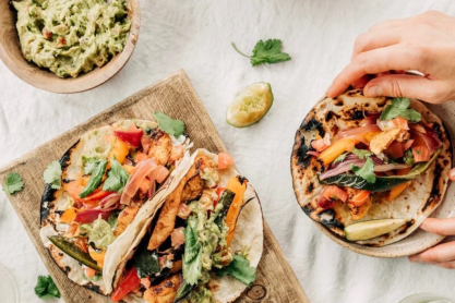 Αυτά τα Fajitas με κοτόπουλο έχουν μόνο 5 υλικά και είναι απίστευτα νόστιμα