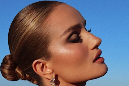 Hairstyling: Πώς να δημιουργήσεις το τέλειο σινιόν