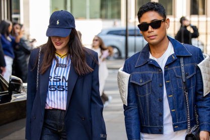 Street Style LFW: Τα 7 σύνολα που μας έκαναν εντύπωση στους δρόμους του Λονδίνου