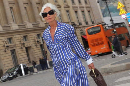 Shopping Alert: 5 στιλάτα φθινοπωρινά φορέματα για το γραφείο, αν είσαι 50+ (και όχι μόνο)