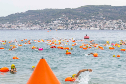 Spetses mini Marathon: Ρεκόρ συμμετοχών με τις συγκινήσεις και την αγωνιστικότητα στα ύψη