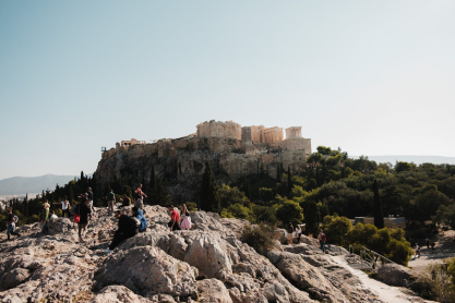 Βρήκαμε το πιο διάσημο σπίτι του ελληνικού σινεμά, στον αρχαιότερο δρόμο της Αθήνας