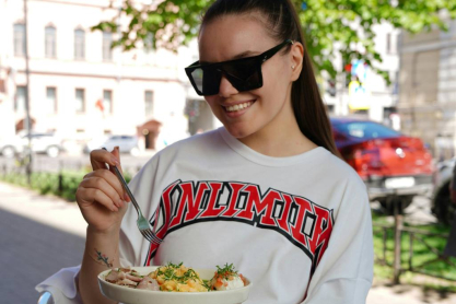 Carnivore diet: Γιατί είναι τόσο δημοφιλής και πώς επηρεάζει την υγεία σου