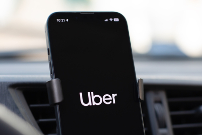 Uber for Teens: Η νέα υπηρεσία για ασφαλείς μετακινήσεις εφήβων
