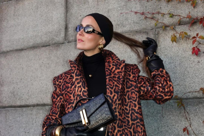 Είσαι 50+; 6 stylish τρόποι να φορέσεις το λεοπάρ παλτό σου