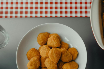 Φτιάχνουμε τα πιο νόστιμα και τραγανά chicken nuggets