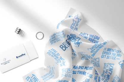 “Scarf of Hope”: Ένα Δώρο για τις Γιορτές με Μήνυμα Ζωής