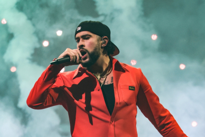 H κορυφή των charts ανήκει στον Bad Bunny. Το νέο του άλμπουμ είναι μια επιστολή αγάπης στο Πουέρτο Ρίκο 