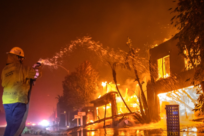 «Palisades fire»: Η πιο καταστροφική φωτιά στο Λος Άντζελες - Πάνω από 1.000 κατοικίες τυλίχτηκαν στις φλόγες