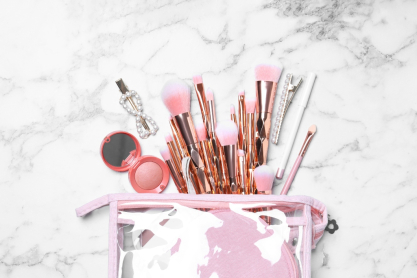 Skincare Updated! Εξοπλίζουμε το νεσεσέρ μας με αγαπημένα προϊόντα περιποίησης προσώπου