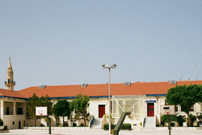 Ανοιχτά τα σχολεία αύριο στην Αττική, κλειστά τα νυχτερινά