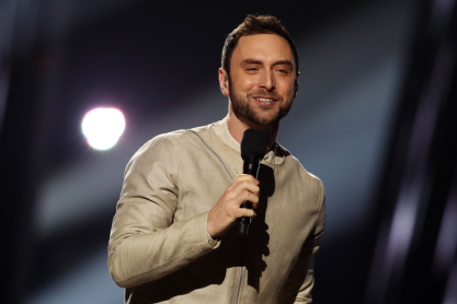 Μονς Σέλμερλεβ: Ο Σουηδός νικητής της Eurovision του 2015 κατηγορείται για κακοποίηση από τη σύζυγό του, Κιάρα Τζάνσον