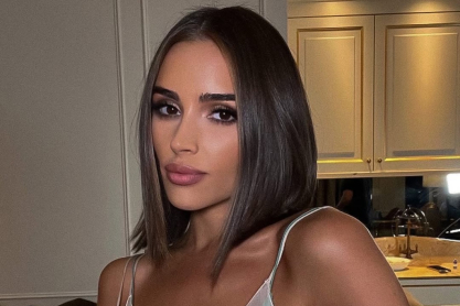sliced bob haircut