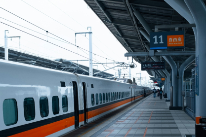 Ο 18χρονος που παράτησε την άνεση του σπιτιού και μένει 2 χρόνια σε τρένο: «Ήθελα να ζω ελεύθερα»