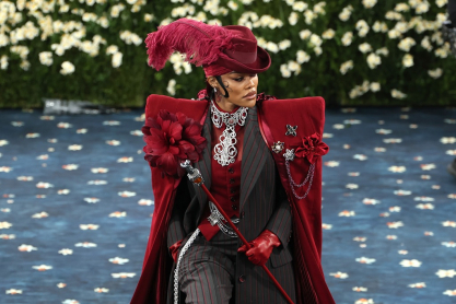 Πώς το φετινό θέμα του Met Gala άνοιξε (ξανά) τις συζητήσεις περί μόδας και φύλου