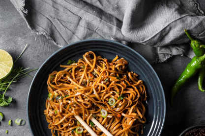 Να πώς θα μαγειρέψεις noodles ρυζιού σαν expert