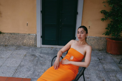 Tube dress: Το φόρεμα που επιλέγουν οι fashionistas αυτό το καλοκαίρι έρχεται από το παρελθόν, αλλά πιο ανανεωμένο από ποτέ